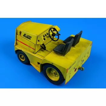   Aerobonus - 1/32 UNITED TRACTOR GC-340/SM340 tow tractor (dual
