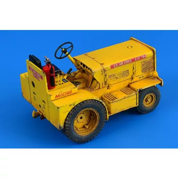   Aerobonus - Minneapolis-Moline MT-40 Tow Tractor (USAF,US Army,CIV.)