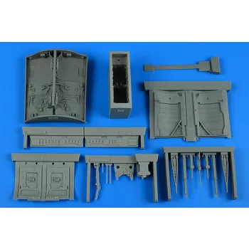   Aires - TF-104G & CF-104D & F-104DJ/F Starfighter wheel bay for Italeri