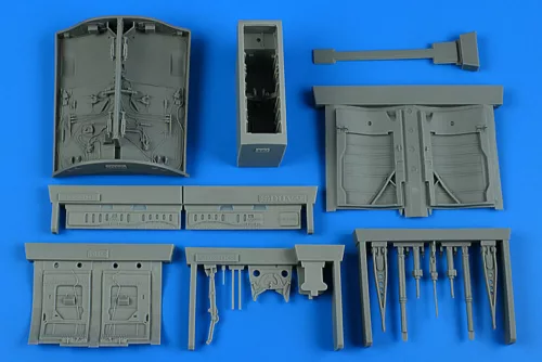 Aires - TF-104G & CF-104D & F-104DJ/F Starfighter wheel bay for Italeri