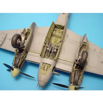 Aires - Mosquito FB Mk.VI BombenschĂ¤chte