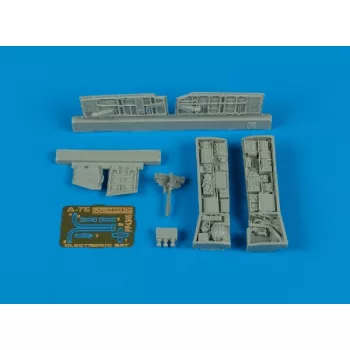 Aires - 1/48 A-7E Corsair II electronic bays