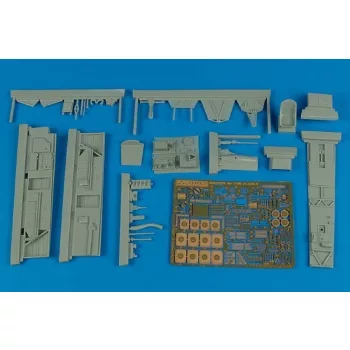 Aires - Ar 196A-3/A-4 cockpit set for Italeri