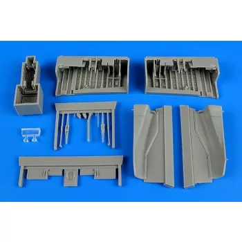 Aires - Panavia Tornado IDS wheel bay for Revell
