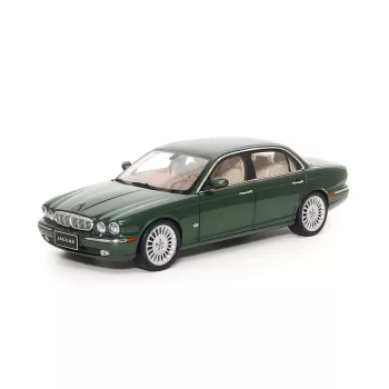   Almost-Real - 1:18 JAGUAR XJ6 (X350) – RACING GREEN - ALMOST REAL