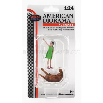 American Diorama - FIGURES GIRL WHIT DOG GREEN BROWN