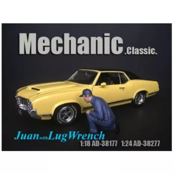   Americandiorama - 1:24 Figurines - Mechanic Juan With Lug Wrench