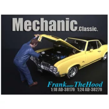   Americandiorama - 1:24 Figurines - Mechanic Frank Under The Hood