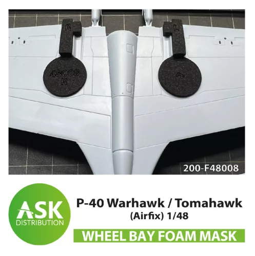 Art Scale - P-40 Warhawk / Tomahawk  FOAM flexibel wheel bay mask for Airfix
