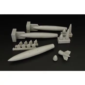 Brengun - US 300gal Fuel tanks