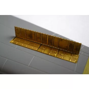 Brengun - 1/72 P-40E Gun bay (AZ model) PE set for AZ kit