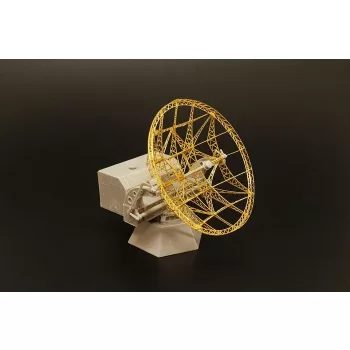   Brengun - 1/144 FuSE-65 WÜRZBURG-RIESE PE and resin construction kit of german radar