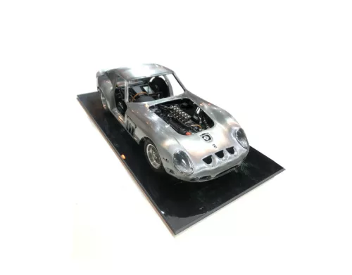 CMC - Ferrari 250 GTO 1962-64 Techno Classica 2024 Limited Edition 400pcs.