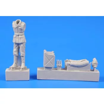 CMK - German WWII Soldier with Fuel Cans