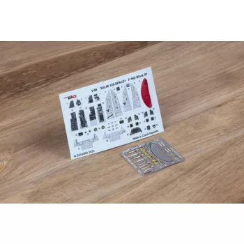Eduard - F-16D Block 30 SPACE 1/48 KINETIC