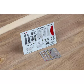 Eduard - F-16D Block 40 SPACE 1/48 KINETIC