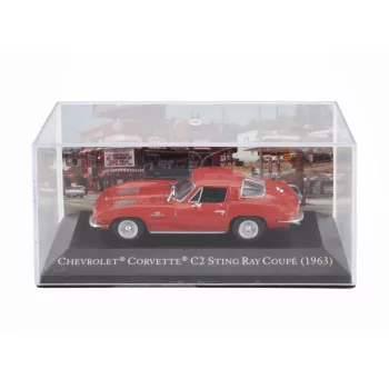   Edicola - CHEVROLET CORVETTE STINGRAY C2 COUPE 1963 - CON VETRINA - WITH SHOWCASE RED