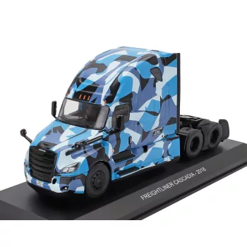   Edicola - FREIGHTLINER CASCADIA TRACTOR TRUCK 3-ASSI 2018 BLUE CAMOUFLAGE
