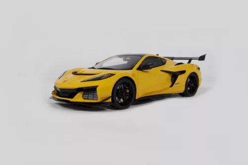 GT Spirit - 1:18 Chevrolet Corvette C8 ZR1 Competition, Yellow, 2025
