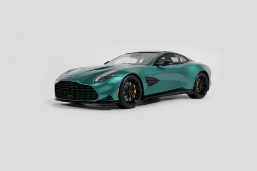 GT Spirit - 1:18 Aston Martin Vanquish, Racing Green, 2024