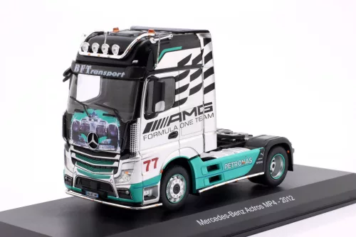 Hachette -  Mercedes-Benz Actros MP4 Truck 2012 AMG Petronas F1 Team (Base Plate and Blister Boxed) - 