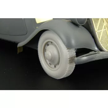 Hauler - Citroen 11CV wheels
