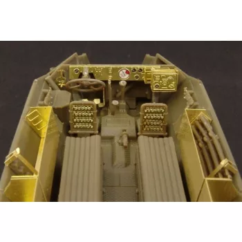 Hauler - Sd Kfz 251-1 ausf C INTERIOR (AFV)