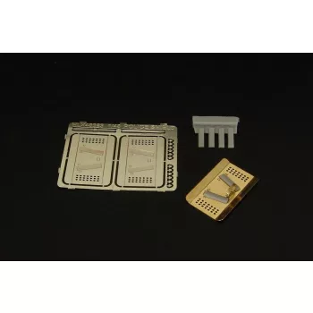 Hauler - 1/48 Police shield PE set