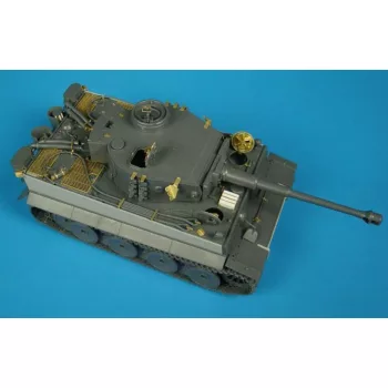 Hauler - TIGER I ausf E for TAMIYA