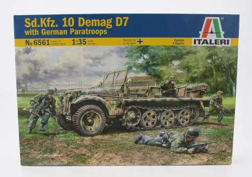 Italeri - TRUCK SD.KFZ. 10 DEMAG D7 WITH GERMAN PARATROOPS MILITARY 1945 /