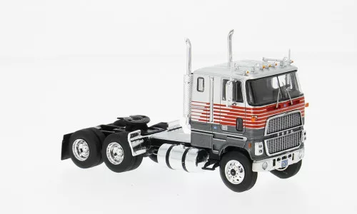 Ixo-Models - Ford CL 9000 silver 1976