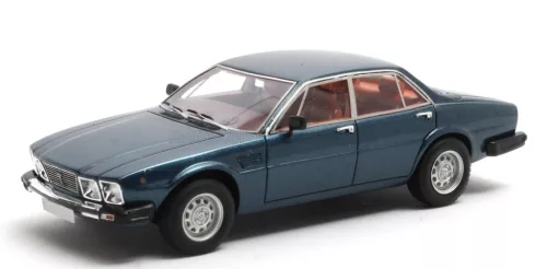 Matrix Scale Models - DE TOMASO DEAUVILLE 2-SERIES 1983 BLUE MET