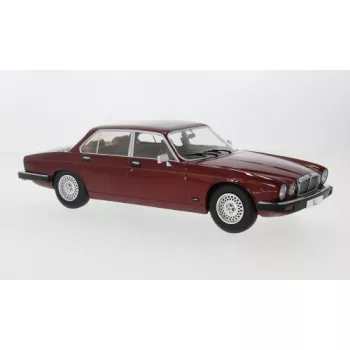 MCG - Jaguar XJ Series III, dunkelrot, 1979, 1:18