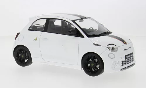 MCG - Fiat 500e Abarth, weiss, 2024, 1:18