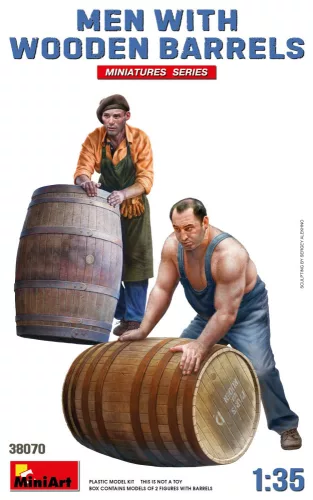 Miniart - Men With Wooden Barrels