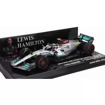   Minichamps - MERCEDES GP F1 W13E TEAM MERCEDES-AMG PETRONAS F1 N 44 2nd HUNGARIAN GP 2022 LEWIS HAMILTON SILVER GREEN
