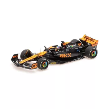   Minichamps - McLAREN F1  MCL60 TEAM McLAREN N 81 3rd JAPAN GP 2023 OSCAR PIASTRI WHITE ORANGE BLACK