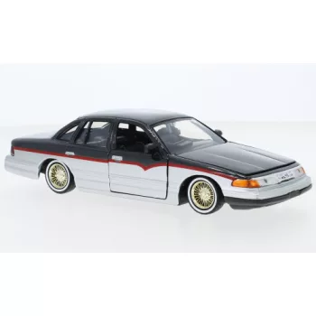   Motor-Max - Ford Crown Victoria, dunkelgrau/silber, 1993, 1:24