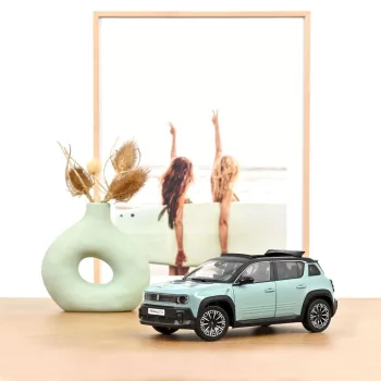   Norev - 1:18 Renault 4 E-Tech Electric, Hauts de France Green, 2025 - NOREV