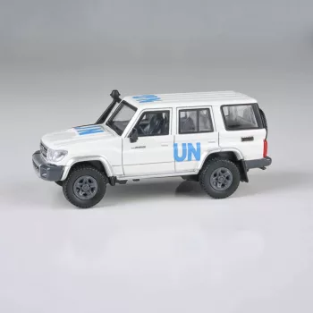 Para64 - Toyota Land Cruiser LC76 United Nations 2014 LHD