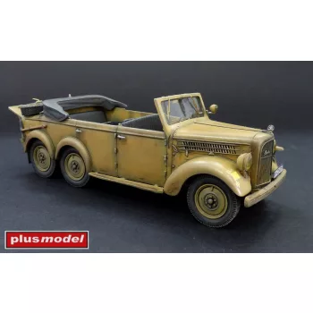 Plus Model - Skoda 903 Dienstwagen