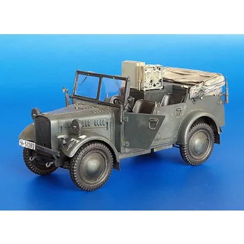 Plus model - Kfz. 2 Stoewer Funkwagen
