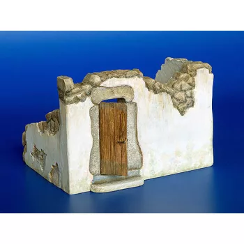 Plus Model - Osteuropäische Ruine