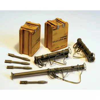 Plus Model - Bazooka M9