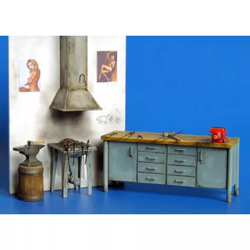 Plus Model - Schwarze Schmiede