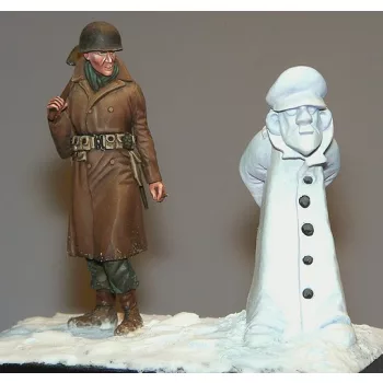 Plus Model - Winter pastime