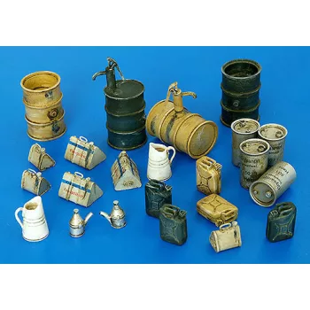 Plus Model - Deutsches Equipment WWII Tanklager Zubehör