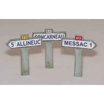Plus Model - Wegweiser aus Frankreich II