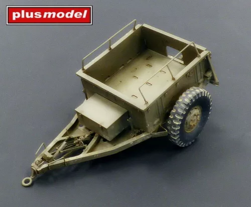 Plus model - US ammunition trailer M10