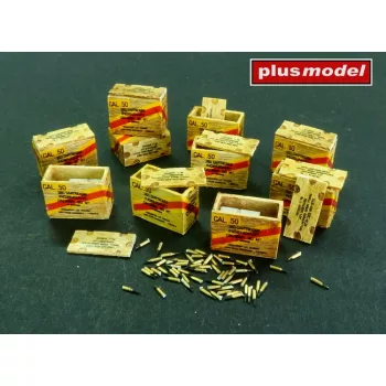 Plus model - US ammunition boxes with cartons of charges